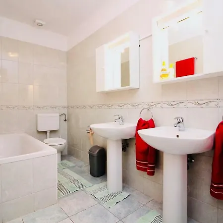 Apartman Matteo Апартаменты *